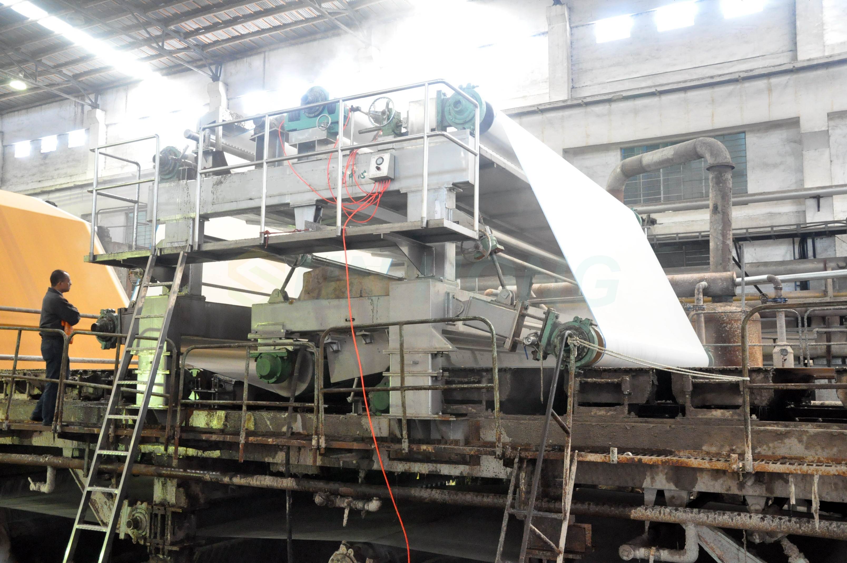 формовщик верхней части бумагоделательной машины