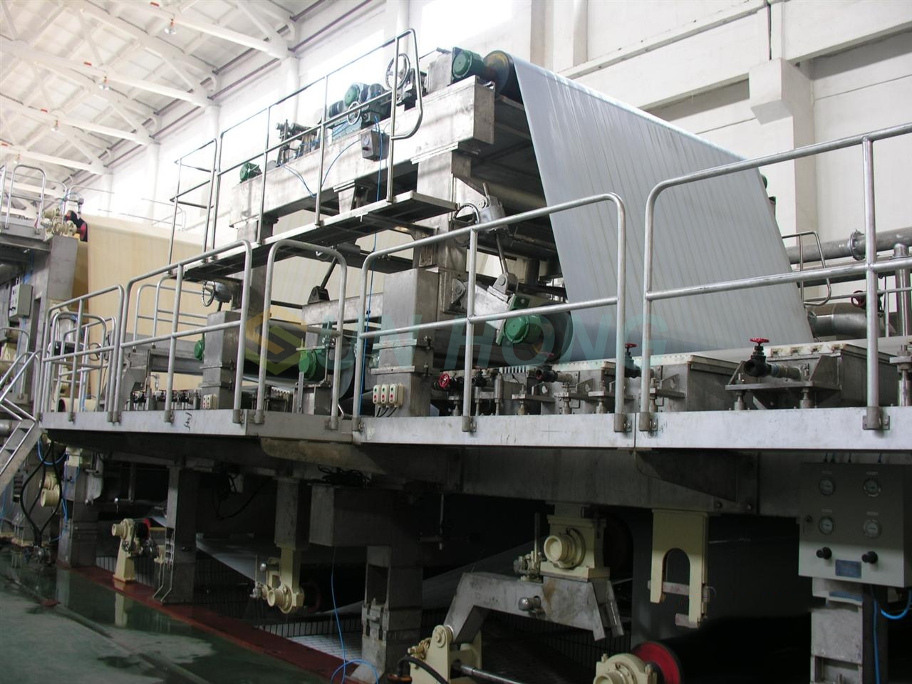 формовщик верхней части бумагоделательной машины