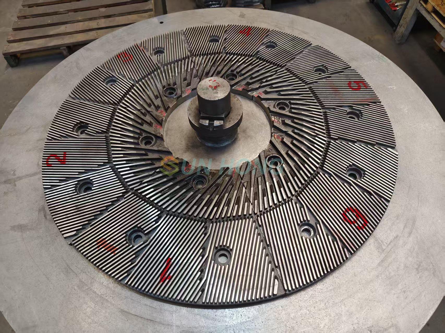 Пластина рафинера для производства бумаги и целлюлозы