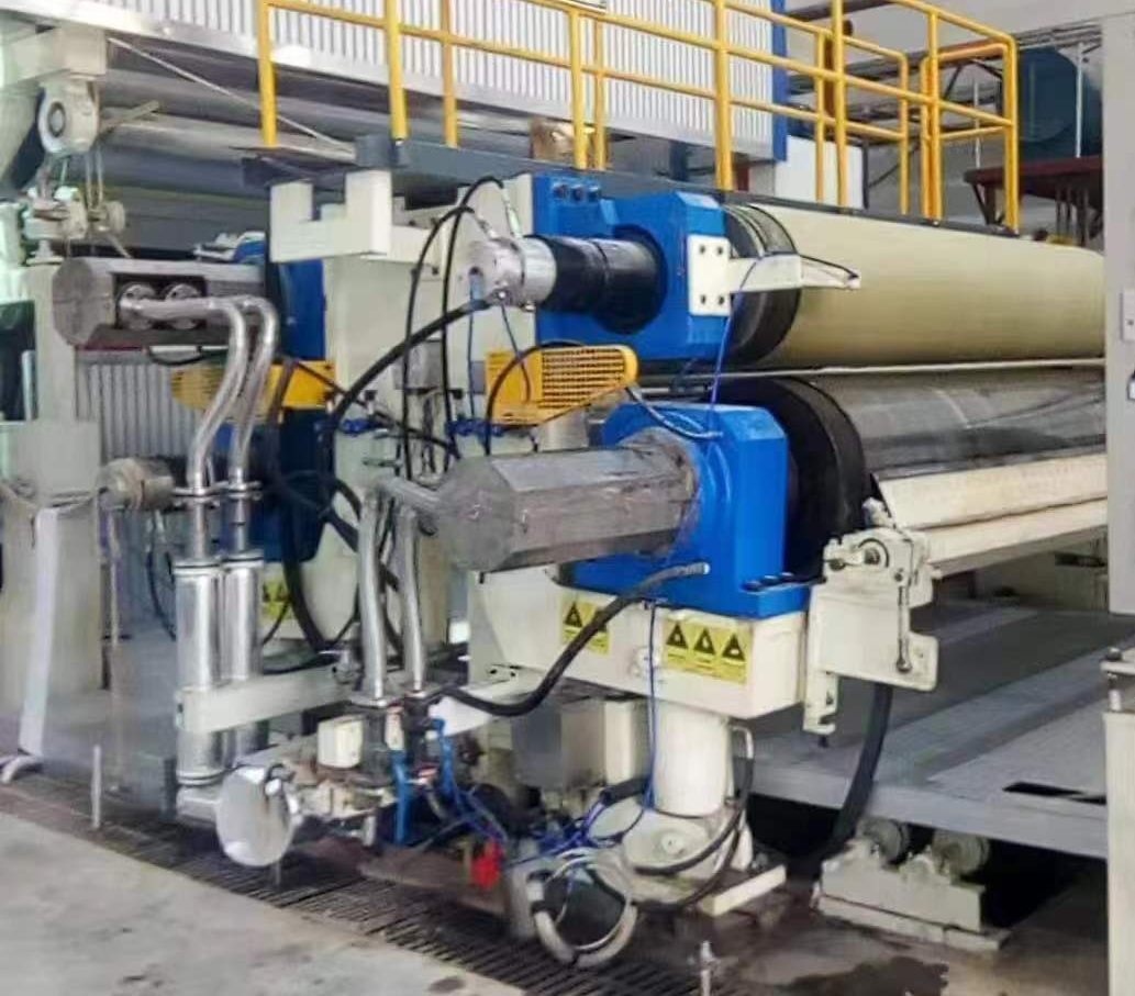 Мягкий календарь с управляемой короной