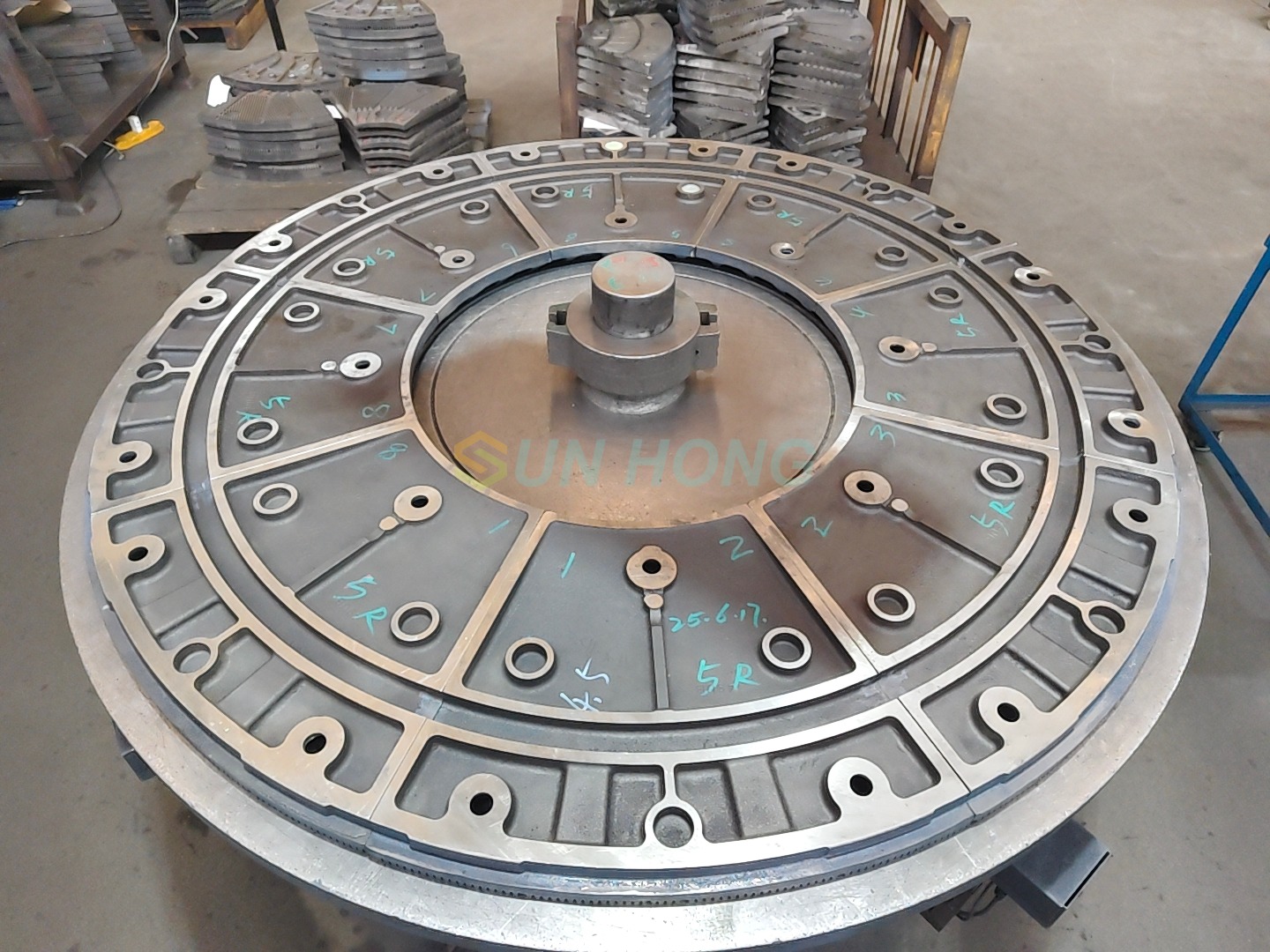 Пластина рафинера для производства бумаги и целлюлозы