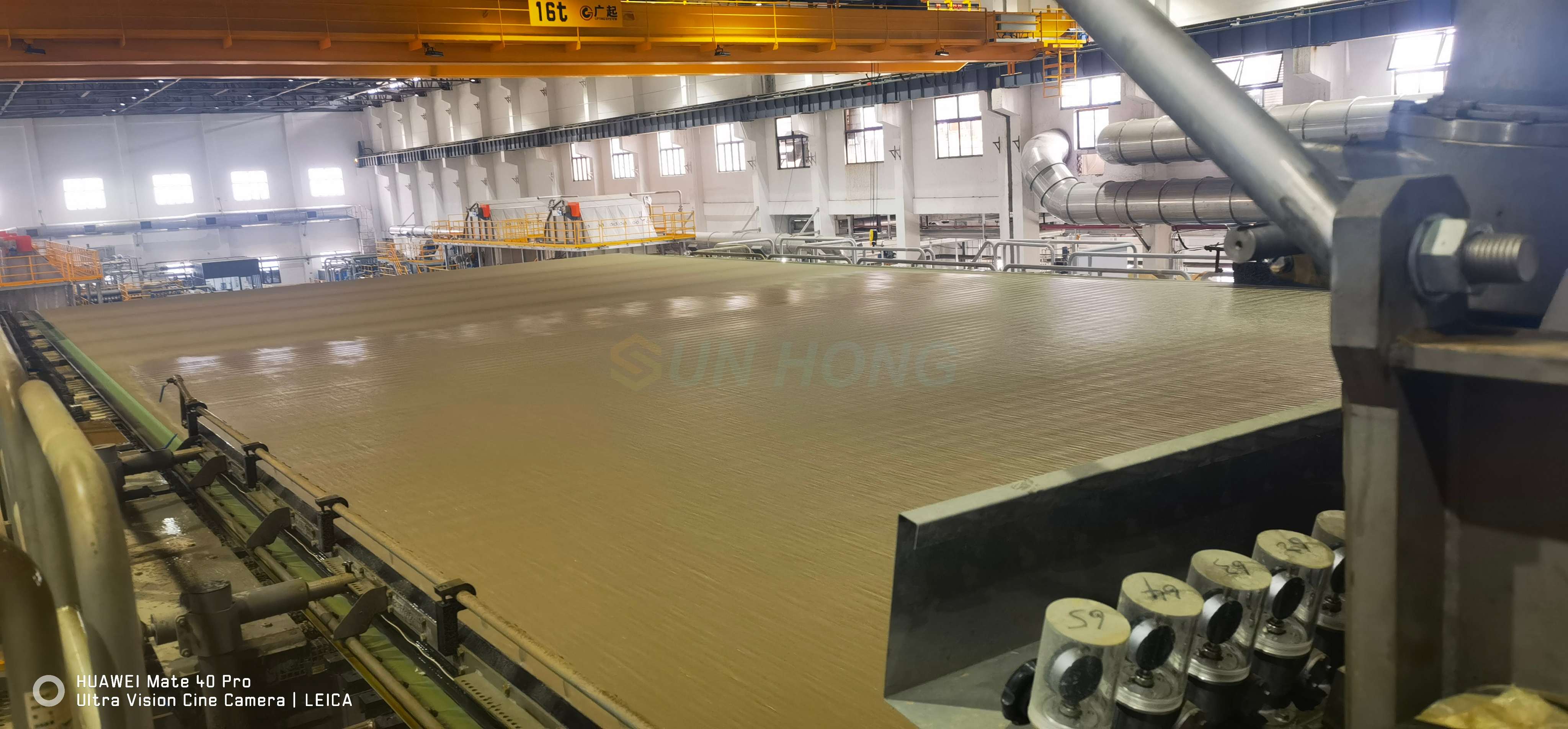 формирование ткани на бумагоделательной машине