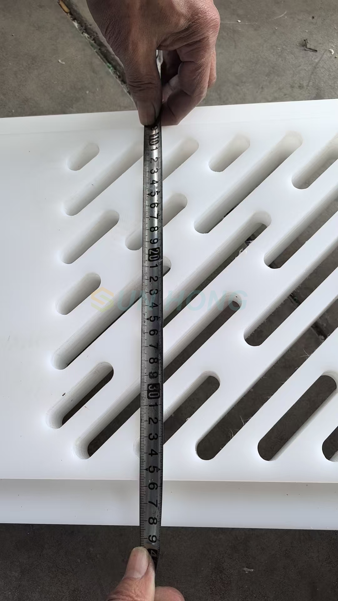 Крышка всасывающей камеры из СВМПЭ